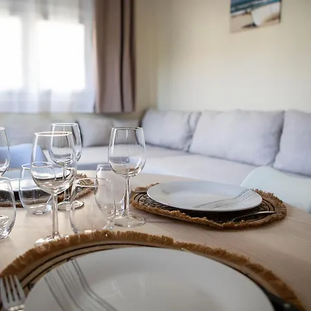 Appartements Confortables - Gare A 5 Min Pied - 20Min De La Plage - Terrasse Perpignan Extérieur photo