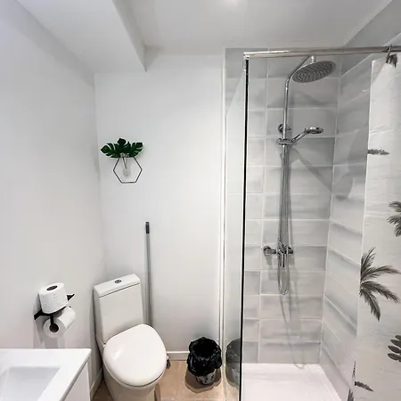 Appartements Confortables - Gare A 5 Min Pied - 20Min De La Plage - Terrasse Perpignan Extérieur photo