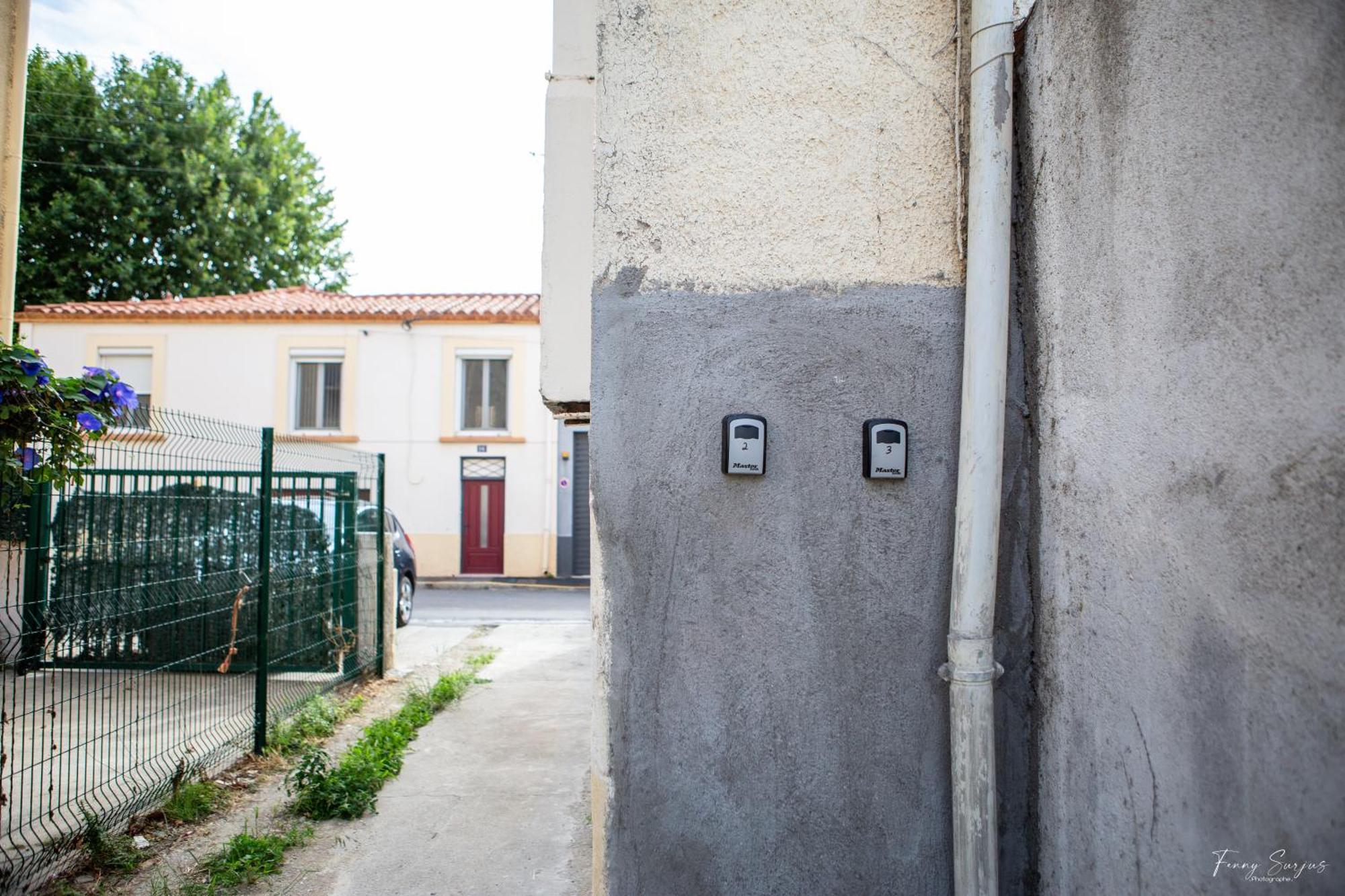 Confortables - Gare A 5 Min Pied - 20min De La - Terrasse Appartement Perpignan